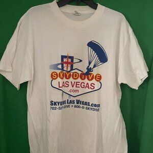 Men’s L Or XL Las Vegas Skydiving T Shirt White Cotton Short Sleeve Graphic